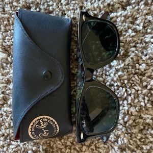 Ray bans sun glasses